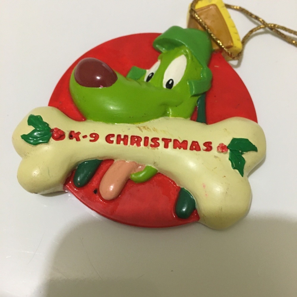 Marvin Martin WARNER‎ BROTHER CHRISTMAS ORNAMENT K-9 1996 DOG TREE STUDIO STORE